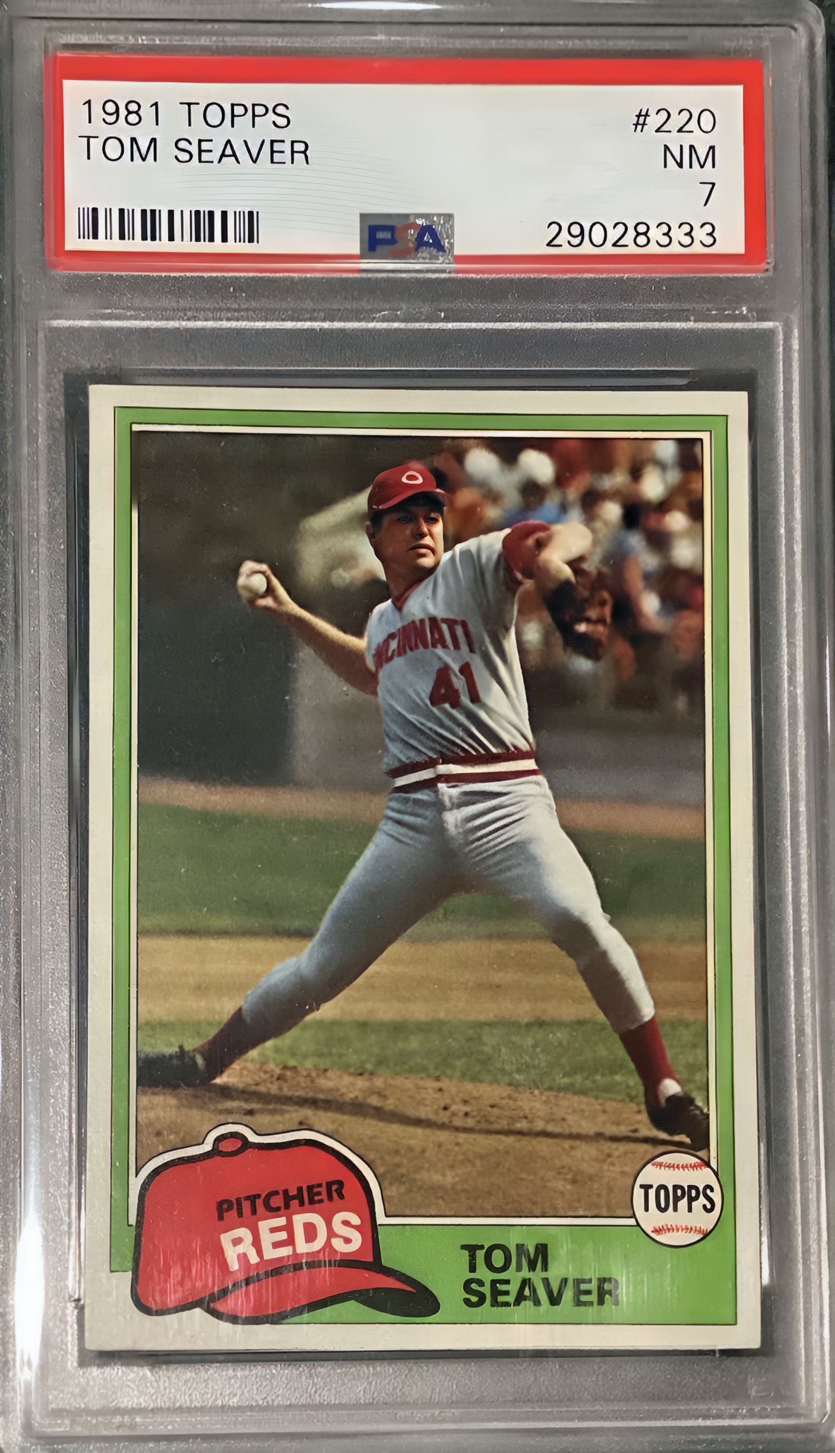 1981 Topps Tom Seaver #220 • PSA 7