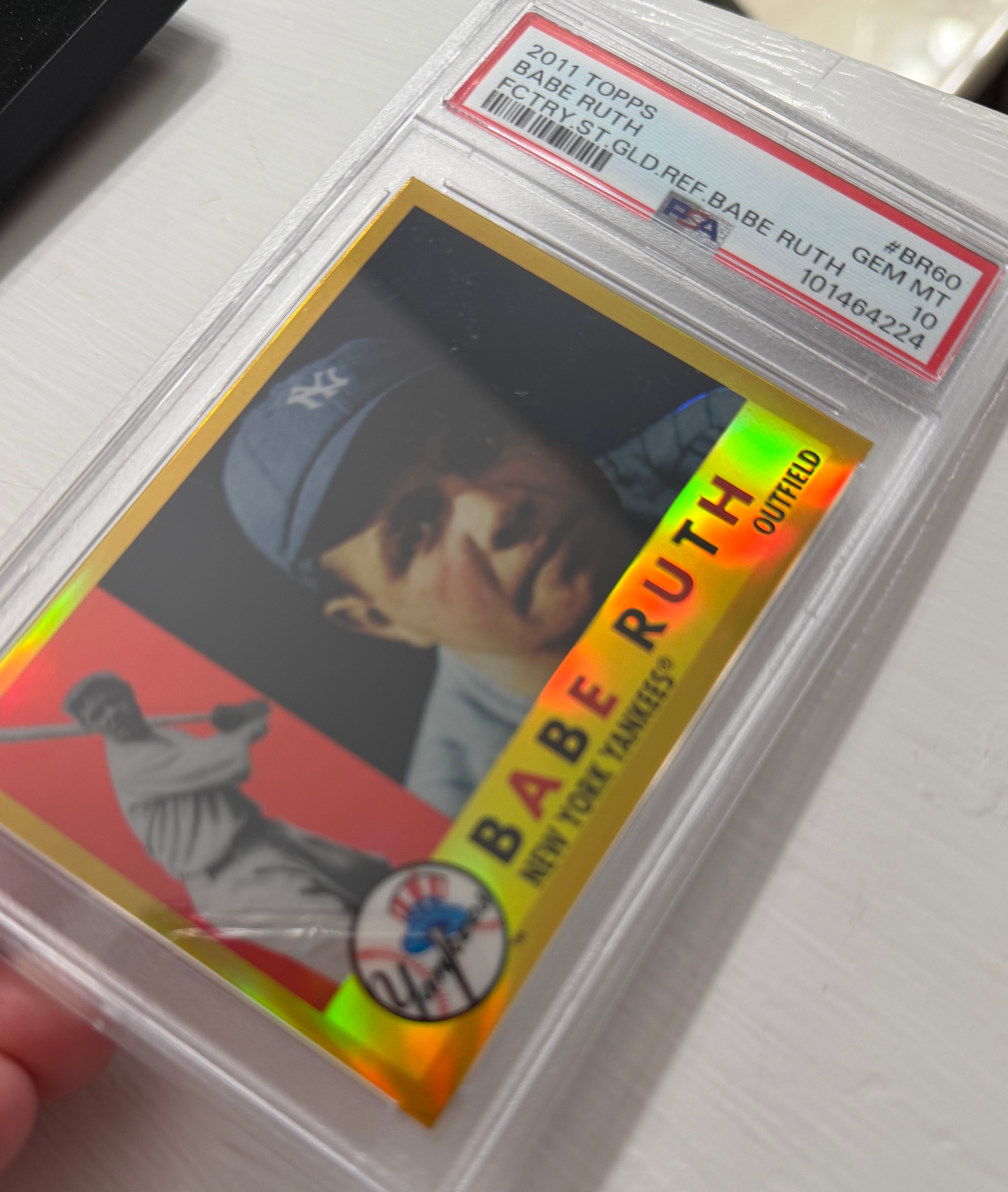 2011 TOPPS FACTORY SET GOLD REFRACTOR BABE RUTH CARD YANKEES PSA 10